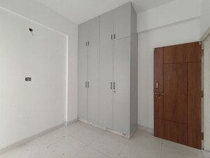 Room in 3 BHK Builder Floor at Reliaable Lakedew Residency, Harlur – for Rent