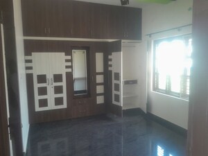 Room in 2 BHK Builder Floor at Ramamurthy Nagar – for Rent