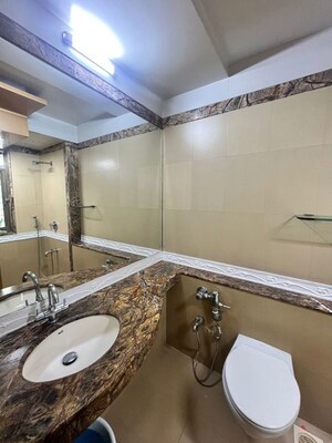 Team Area in 3 BHK Apartment at Raheja Tipco Heights, Malad East – for Rent