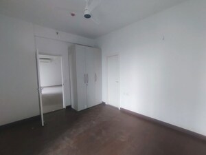 Room in 3.5 BHK Apartment at Mapsko Mount Ville, Sector 79 – for Rent