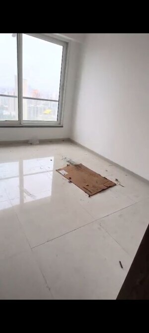 Furnished Amenities in 2 BHK Apartment at Dimples 73 East, Kandivali West – for Rent