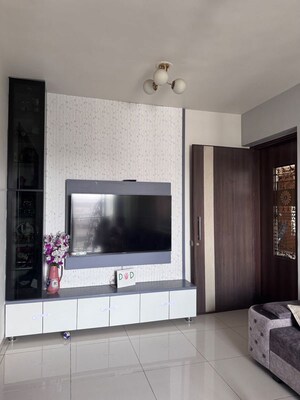 Room in 2 BHK Apartment at Dev Aurum, Prahlad Nagar – for Sale