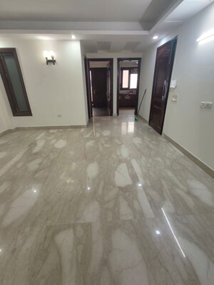 3 BHK Builder Floor For Rent in Kailash Colony