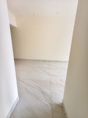 Room in 3 BHK Apartment at Raymond The Invictus By GS, Pokhran Road No One – for Rent