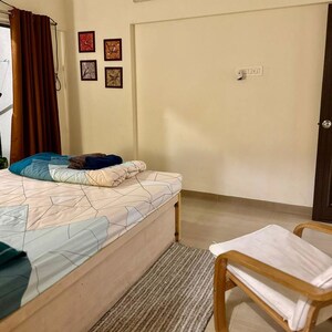 Master Bedroom in 3 BHK Apartment at JP Rishabh Tower Azad Nagar, Andheri West – for Rent