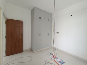 Room in 3 BHK Builder Floor at Reliaable Lakedew Residency, Harlur – for Rent