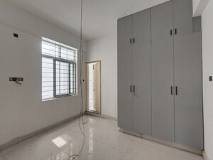 Room in 3 BHK Builder Floor at Reliaable Lakedew Residency, Harlur – for Rent