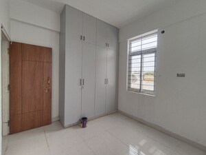 Room in 3 BHK Builder Floor at Reliaable Lakedew Residency, Harlur – for Rent
