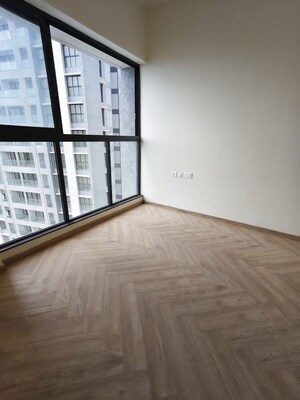 Room in 4 BHK Apartment at Raymond The Invictus By GS, Pokhran Road No One – for Rent