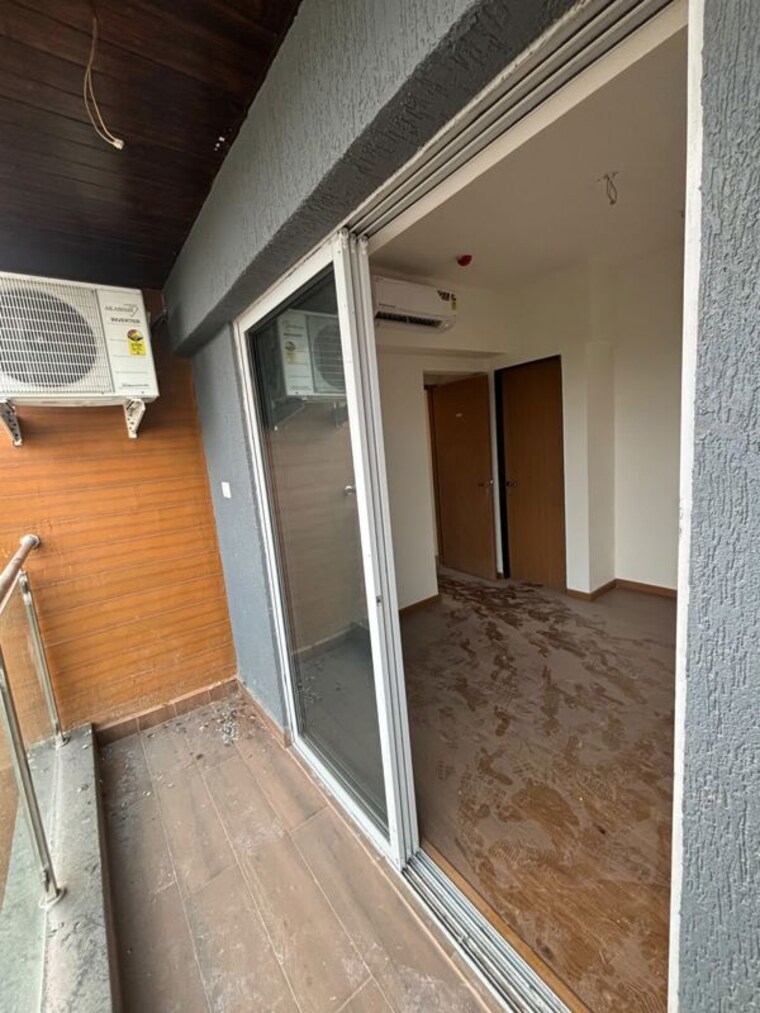 Balcony, excellaa-tremont 2 Bedroom 750 Sq.Ft. Apartment In Keshav Nagar Pune 10630331