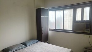 Room in 2 BHK Apartment at Emerald Apartment Santacruz, Santacruz East – for Sale