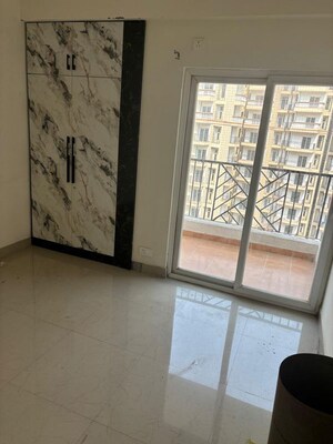 Room in 1 BHK Apartment at Nilaya Greens, Raj Nagar Extension – for Rent