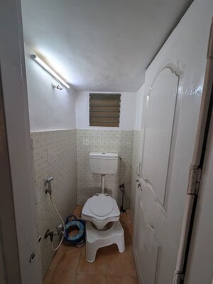 Bathroom in 2 BHK Apartment at Palazzio CHS, Powai – for Rent