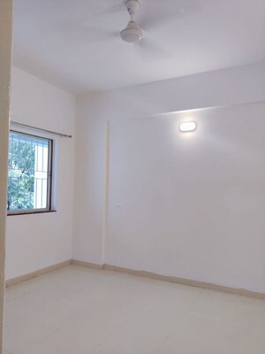 Room in 3 BHK Apartment at Magarpatta Grevillea, Hadapsar – for Rent