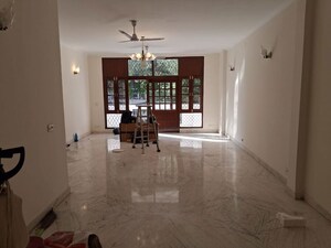 5 BHK Builder Floor For Rent in Greater Kailash I