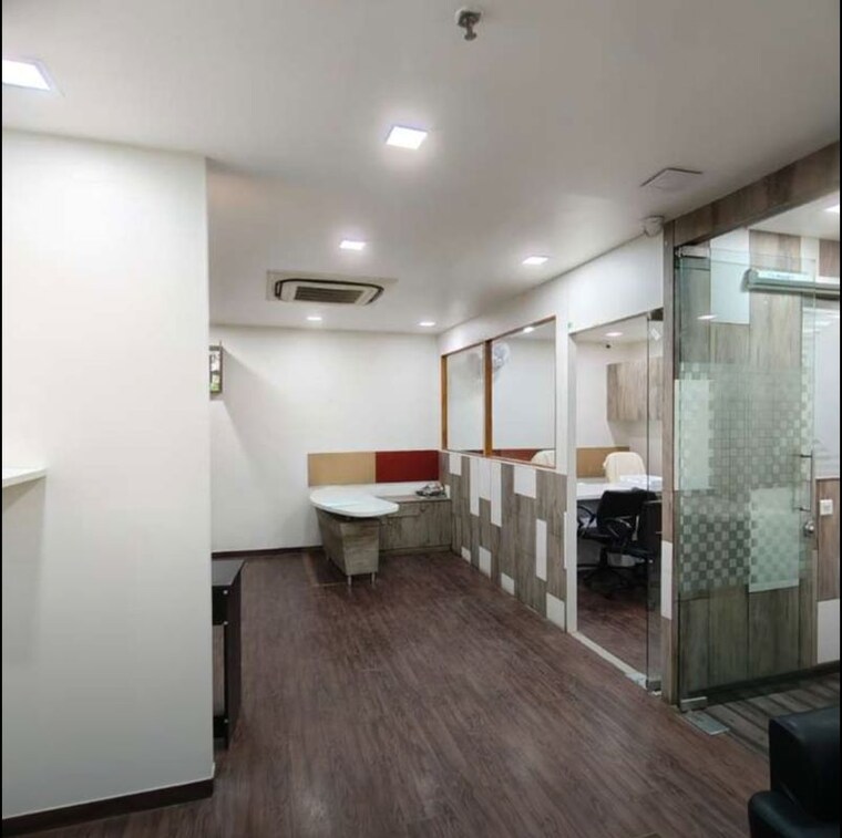 Bathroom, kantatoli Commercial Office Space 3000 Sq.Ft. In Kantatoli Ranchi 10630542