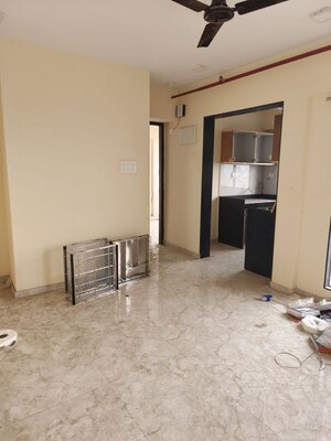 Room in 1 BHK Apartment at Rohinton Guruprasad Divine Residency, Chembur – for Rent