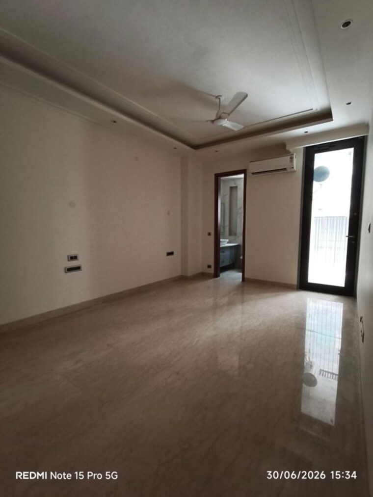 Room, greater kailash i 3 Bedroom 1900 Sq.Ft. Builder Floor In Greater Kailash I Delhi 10630559