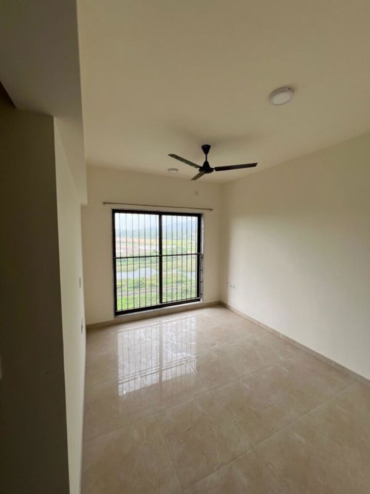 Room, mumbai central suburbs 1 Bedroom 410 Sq.Ft. Apartment In Mumbai Central Suburbs Mumbai 10630552