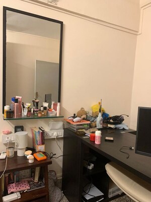Team Area in 2 BHK Apartment at Prabhadevi – for Sale