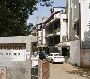  Independent House For Sale in Andheri West