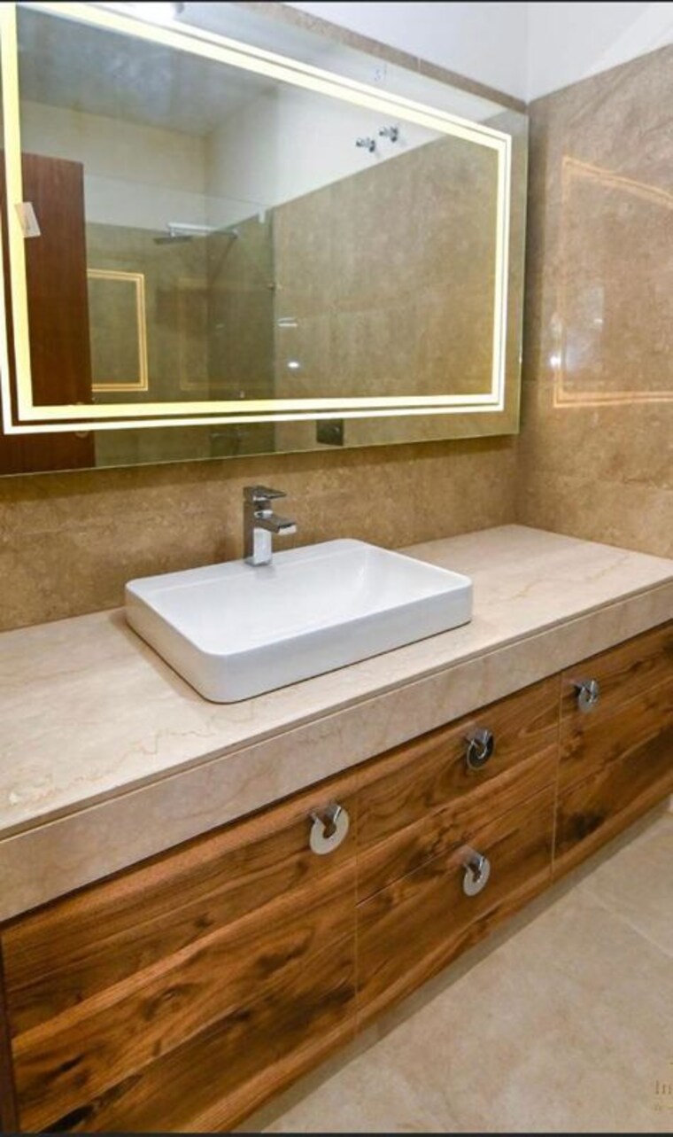 Bathroom, conscient-hines-elevate 3.5 Bedroom 2595 Sq.Ft. Apartment In Sector 59 Gurgaon 10630612