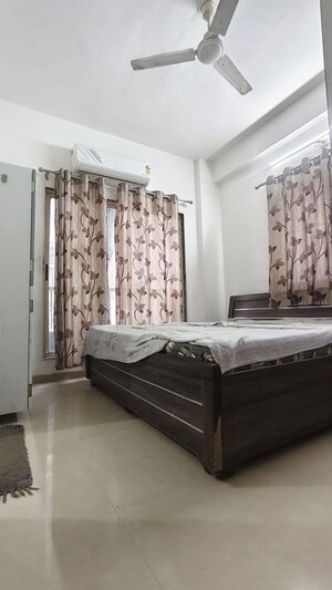 Bedroom in 1 BHK Apartment at Makarba – for Rent