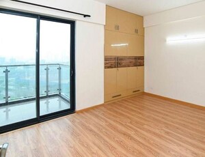 Room in 3.5 BHK Apartment at Conscient Hines Elevate, Sector 59 – for Sale