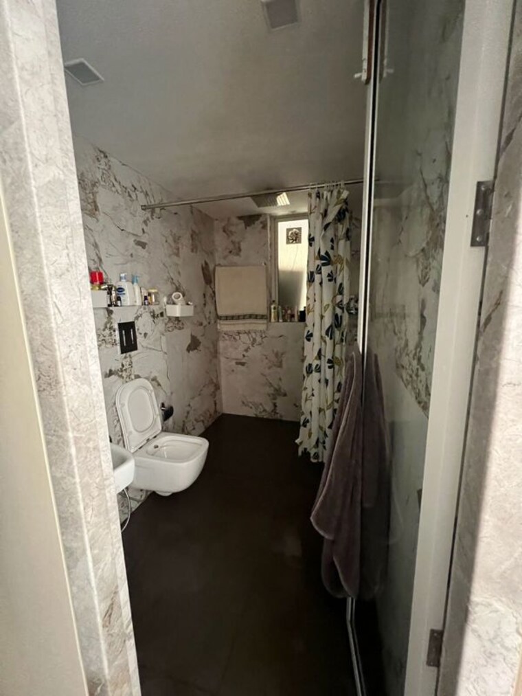 Bathroom, suvidha-emerald 4 Bedroom 2450 Sq.Ft. Apartment In Dadar West Mumbai 10630719