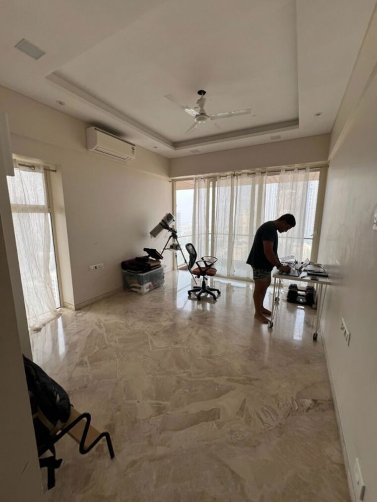 Room, suvidha-emerald 4 Bedroom 2450 Sq.Ft. Apartment In Dadar West Mumbai 10630719