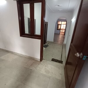 1 BHK Builder Floor For Rent in Kalkaji