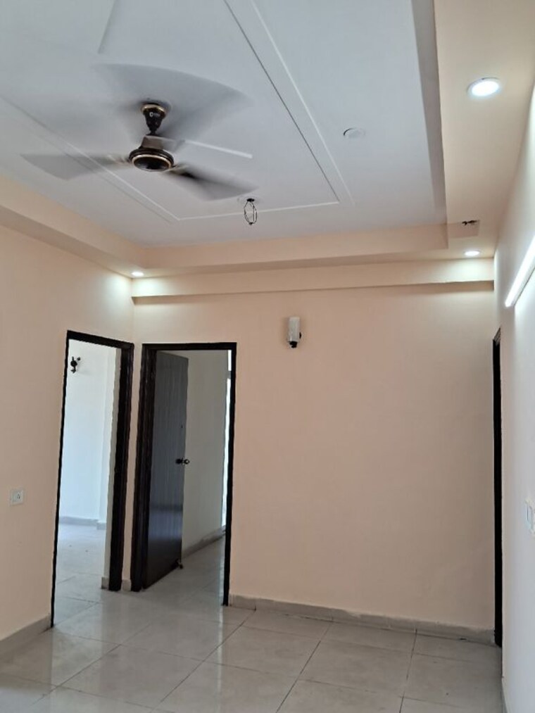 Room, mahagun-mahagunpuram-ii 2 Bedroom 840 Sq.Ft. Apartment In Lal Kuan Ghaziabad 10630725