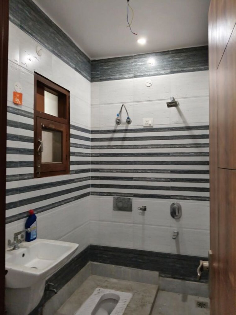 Kitchen, vvip-assets 3 Bedroom 151 Sq.Yd. Villa In Raj Nagar Extension Ghaziabad 10630750