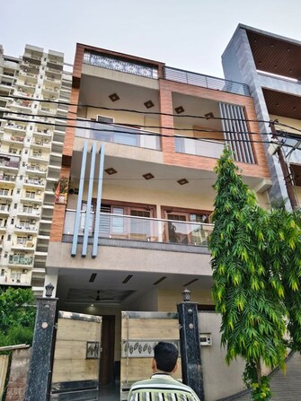 3 BHK Villa For Sale in VVIP Assets in Raj Nagar Extension, Ghaziabad