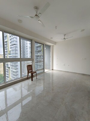 Room in 2 BHK Apartment at Tata Serein, Pokhran Road No Two – for Rent