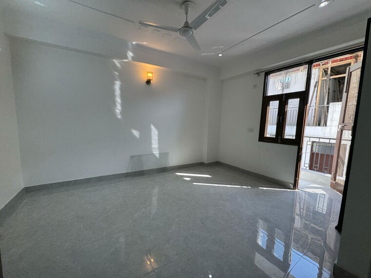 Room, chattarpur 2 Bedroom 850 Sq.Ft. Apartment In Chattarpur Delhi 10630777