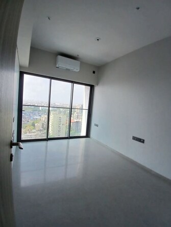 2 BHK 780 Sq.Ft. Apartment in Rustomjee Paramount F Wing
