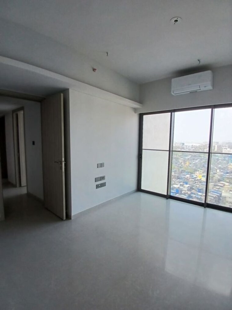 Room, rustomjee-paramount-f-wing 2 Bedroom 780 Sq.Ft. Apartment In Khar West Mumbai 10630786