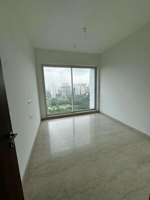 Room in 2 BHK Apartment at Courtyard by Narang Realty and The Wadhwa Group, Pokhran Road No Two – for Rent