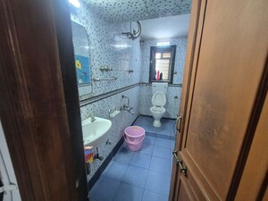 Bathroom in  Pg at Manpada – for Rent