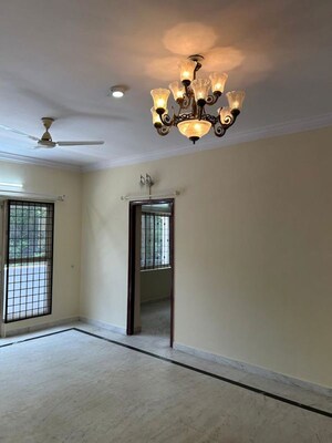 Room in 3 BHK Apartment at Richmond Premier, Richmond Road – for Rent