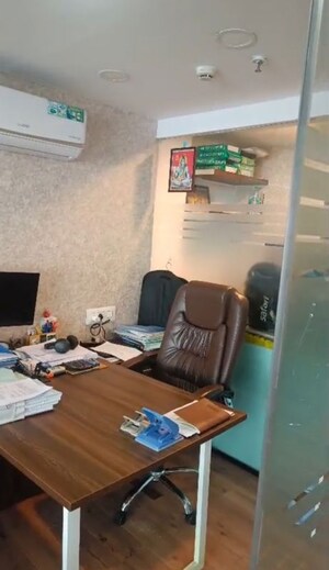  Office Space For Rent in Barton Centre, Ashok Nagar