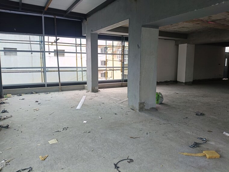  Parking, embassy-icon Commercial Office Space 20000 Sq.Ft. In Infantry Road Bangalore 10491454