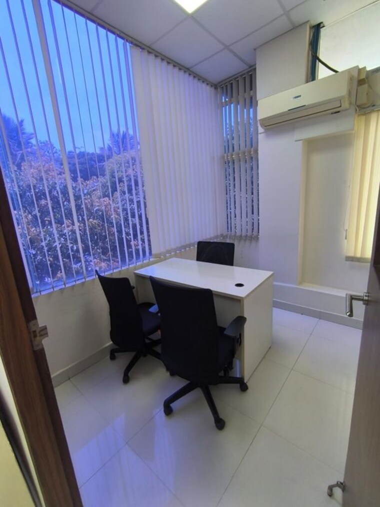 Team Area, embassy-icon Commercial Office Space 2800 Sq.Ft. In Infantry Road Bangalore 10505064