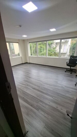 Room in  Office Space at Richmond Town – for Rent