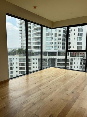 Room in 4 BHK Apartment at Embassy Lake Terrace, Hebbal – for Rent