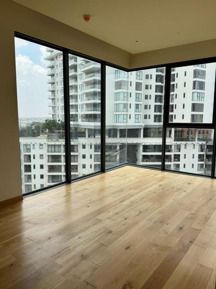 Room, embassy-lake-terrace 4 Bedroom 4444 Sq.Ft. Apartment In Hebbal Bangalore 10390528
