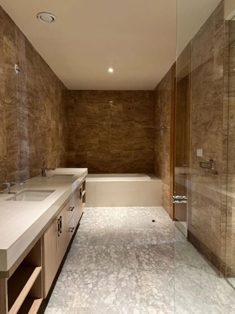 Kitchen, embassy-lake-terrace 4 Bedroom 4444 Sq.Ft. Apartment In Hebbal Bangalore 10390528