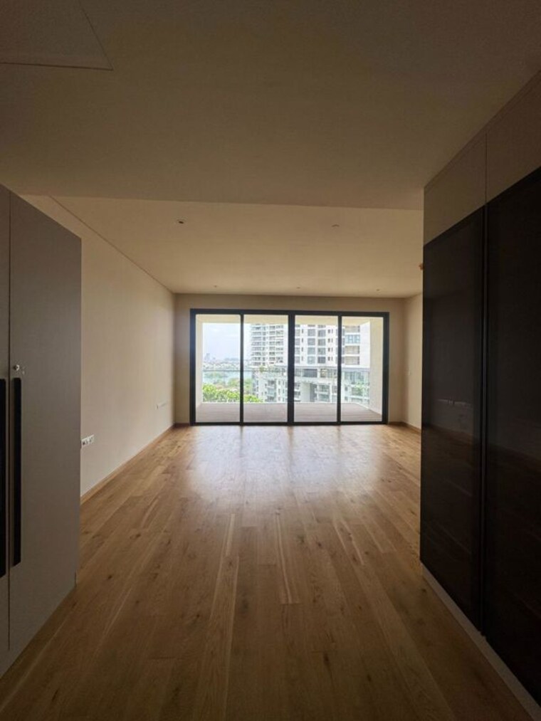 Room, embassy-lake-terrace 4 Bedroom 4444 Sq.Ft. Apartment In Hebbal Bangalore 10390528