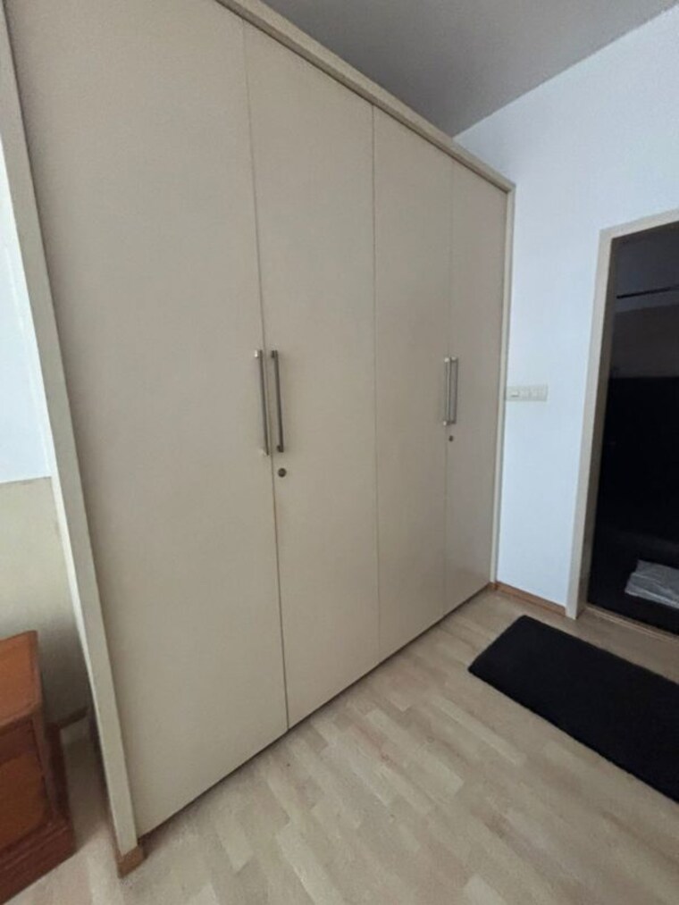 Room, vasanth nagar 4 Bedroom 4500 Sq.Ft. Independent House In Vasanth Nagar Bangalore 10527769